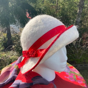 Felted Hat - Size 23&quot; Beautiful white alpaca fiber felted around organic silk gauze core with red nylon ribbon trim.