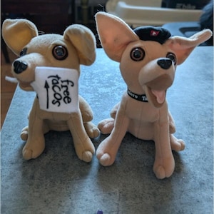 Taco Bell チワワ ぬいぐるみ2体 Taco bell plush chihuahua - Etsy 日本