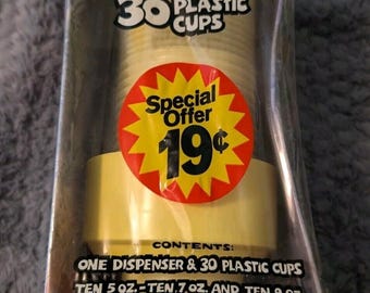 Vintage Solo Kitchen Dispenser w/30 Plastic Cups 5-7-9 Oz 1972 NOS NEW MCM