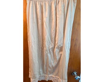Vintage Women's Beige Nylon Lace Trim Knee-length Slip Skirt Elastic Plus 26/28W