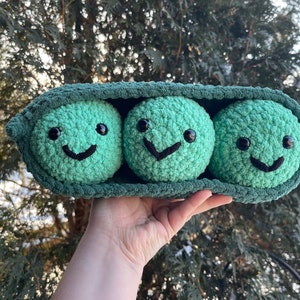 Crochet Three Peas In a Pod