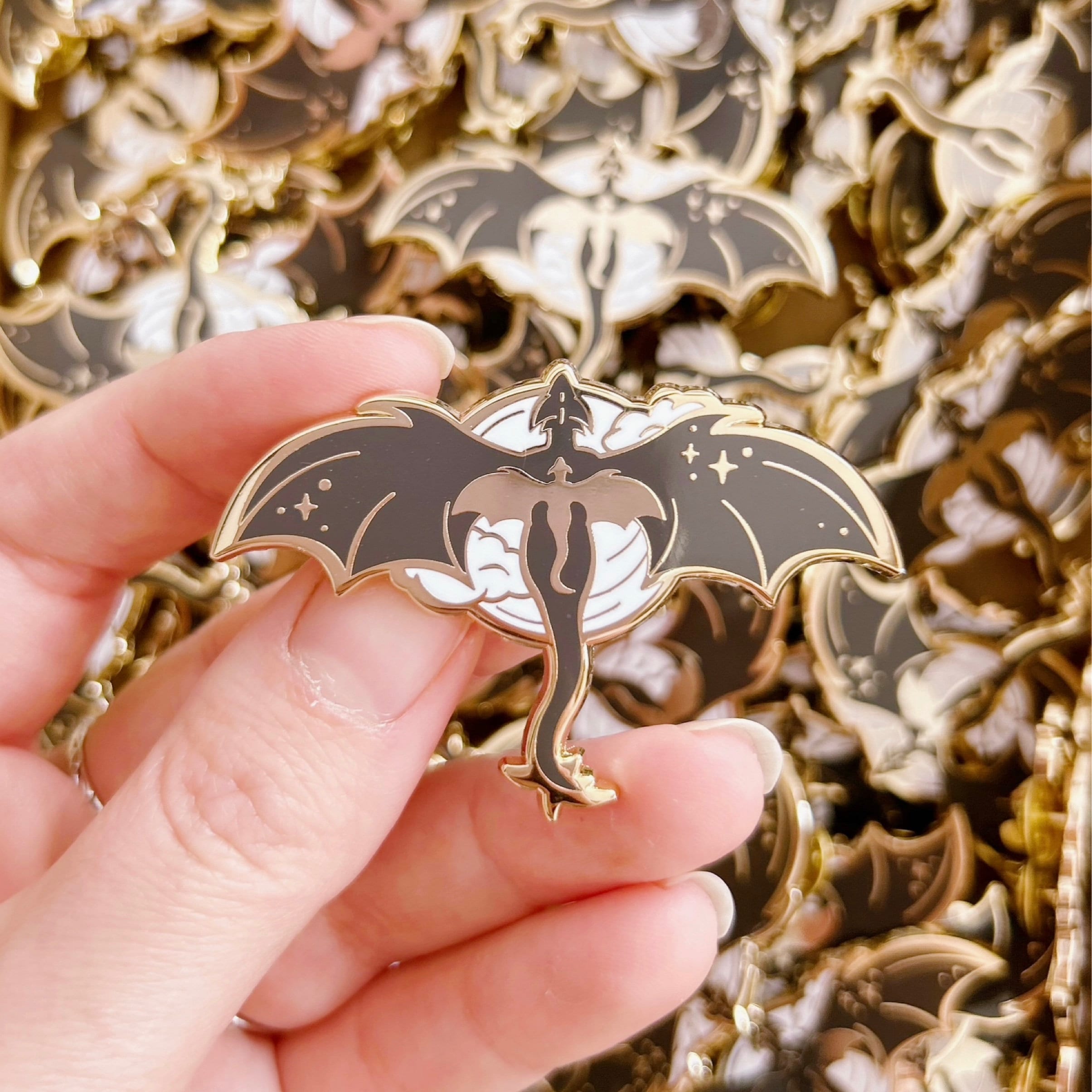 Fourth wing pins