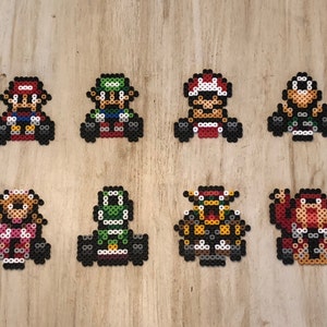 Mario Kart Ornamente | Schlüsselanhänger | Mario | Schleifen | Luigi | Pfirsich | | Koopa | Yoshi | Esel Kong | SNES Retro Goodness | Pixel Art |