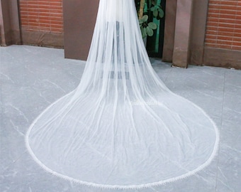 Lace edge veil/Simple veil/White veil/Ivory veil/Royal veil/Cathedral veil/Veil for bride/Chapel veil/Fingertip veil/Wedding veil vintage