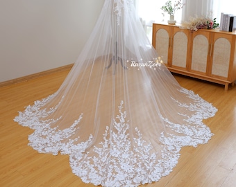 Vintage Flowers Lace Bridal Veil, Dreamy Flower Leaves Lace Veil, Embroidered Lace Veil with Comb,Cathedral Veil, 1 Tier Veil,Custom Veil