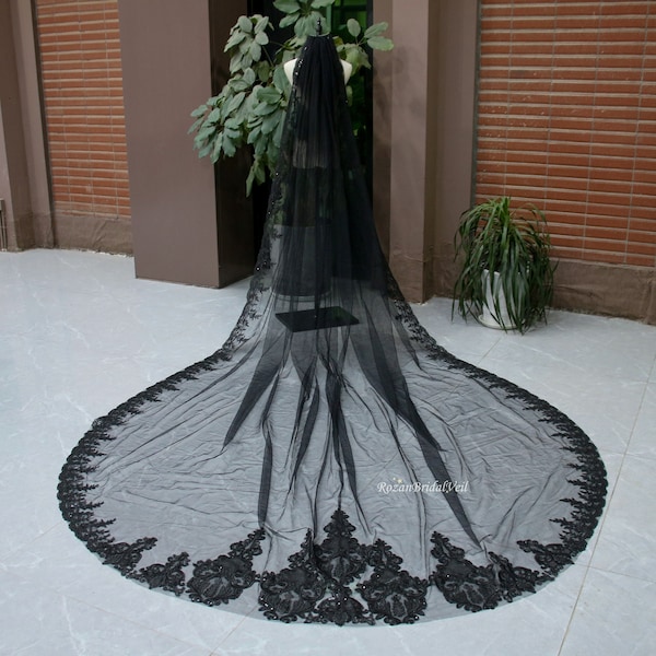 Black wedding veil/Cathedral veil/Long bridal veil/Black bridal veil/Soft tulle veil/Chapel veil/Veil With Blusher/Lace veil/Fingertip veil