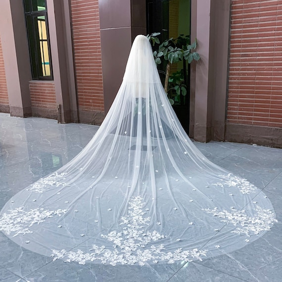 3D Flowers & Lace Cathedral Length Bridal Veil - Ivory Wedding Veils - Bridal Lace 3D Flowers Mantilla Veil  main image 4