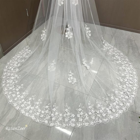 Elegant White Lace Bridal Veil with Scalloped Edge Ivory Mantilla Wedding Veil With Scalloped Lace Edge , Lace  main image 2