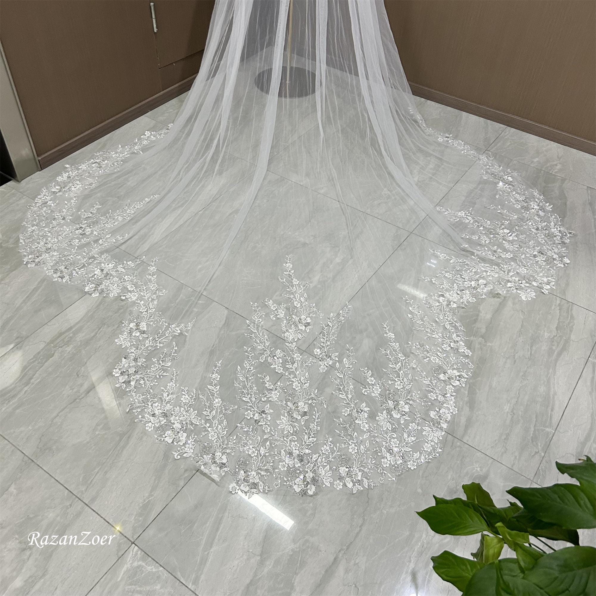 Top Silver Beaded Floral Lace Wedding Veil, Sparkling  display picture 3