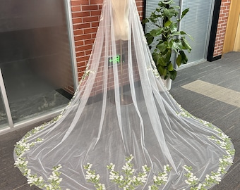 Green leaves Lace cape veil/Vintage wedding cape/Bridal Veil/Ivory wedding veil/Bridal cape veil/Classic wedding cape/Elegant cape veil