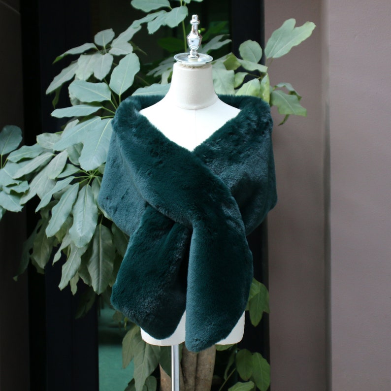 Soft faux fur shawl/Emerald green fur wrap/Winter wedding fur cape/Formal party shawl/Bridesmaid fur wrap/Engagement fur stole image 1