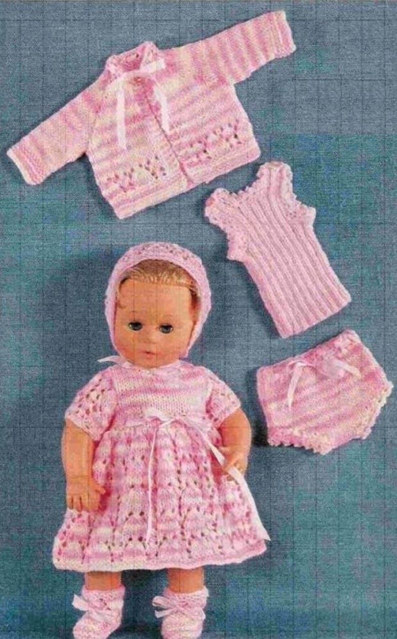 Vintage Knitting Pattern Dolls Clothes Outfits Baby Reborn Dolls (20