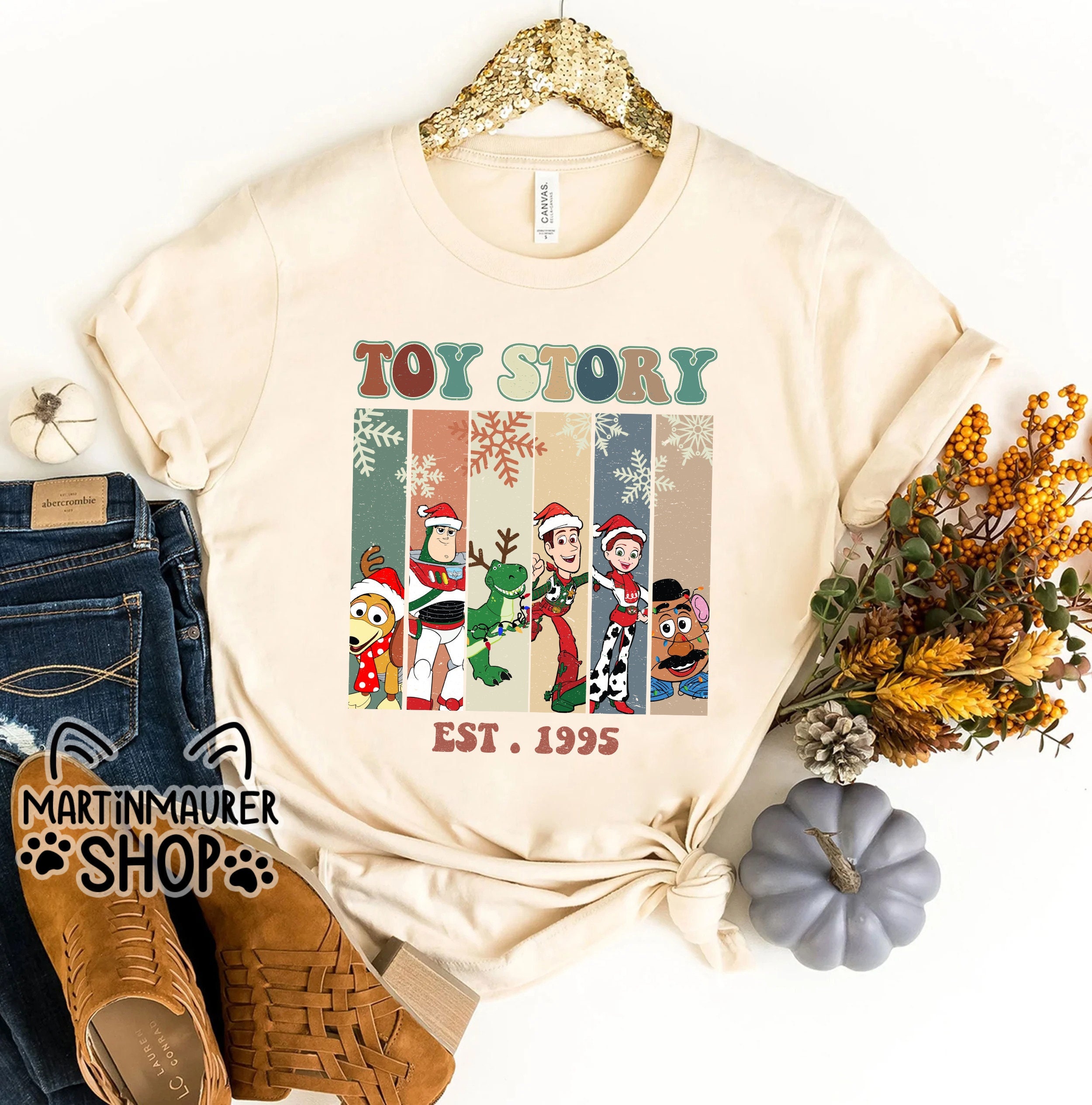Discover Vintage Toy Story Christmas, Toy Story Charaktere Weihnachts T-Shirt
