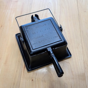 WOW! Beautiful Wagner Square Waffle Iron w/ HTF High Base
