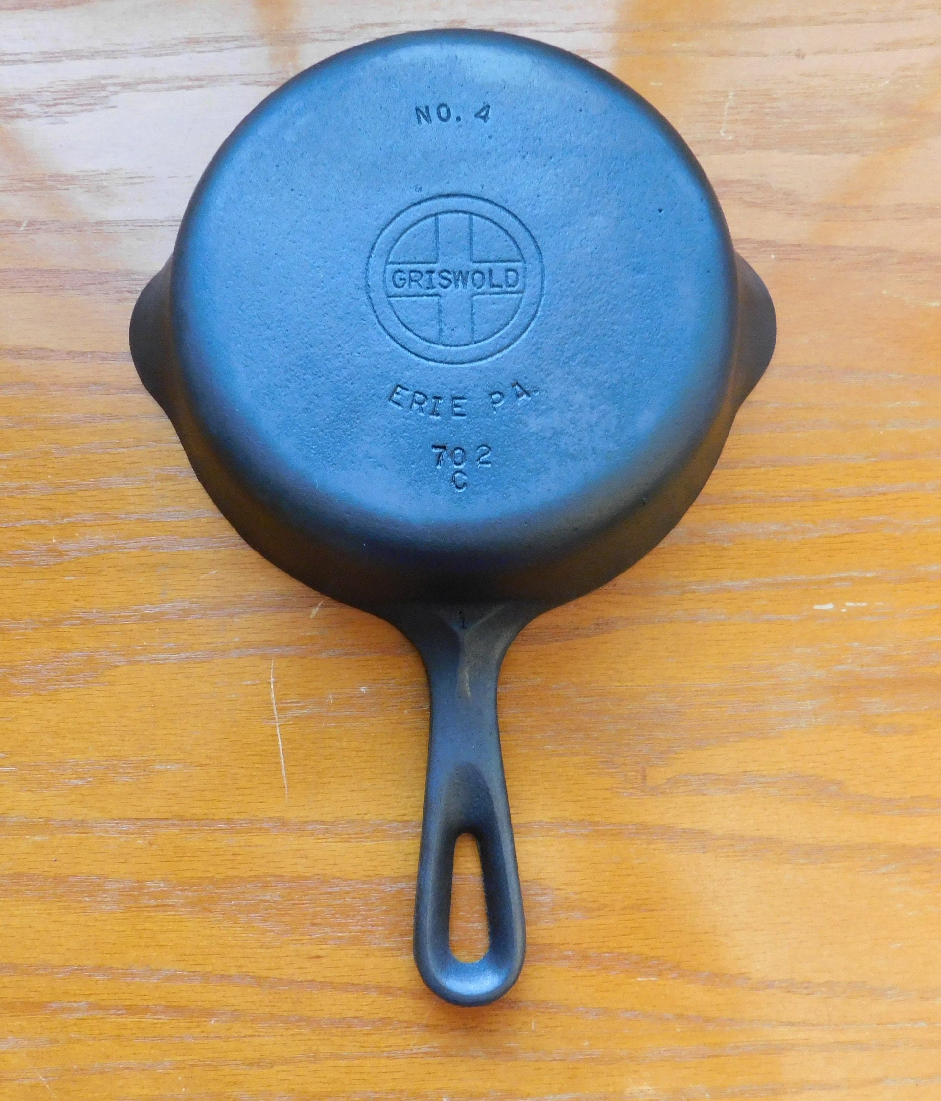NEW Old Stock NOS Vintage Griswold 10 Cast Iron Skillet 716D Small Block  Logo Early Handle Circa 1939 1957 