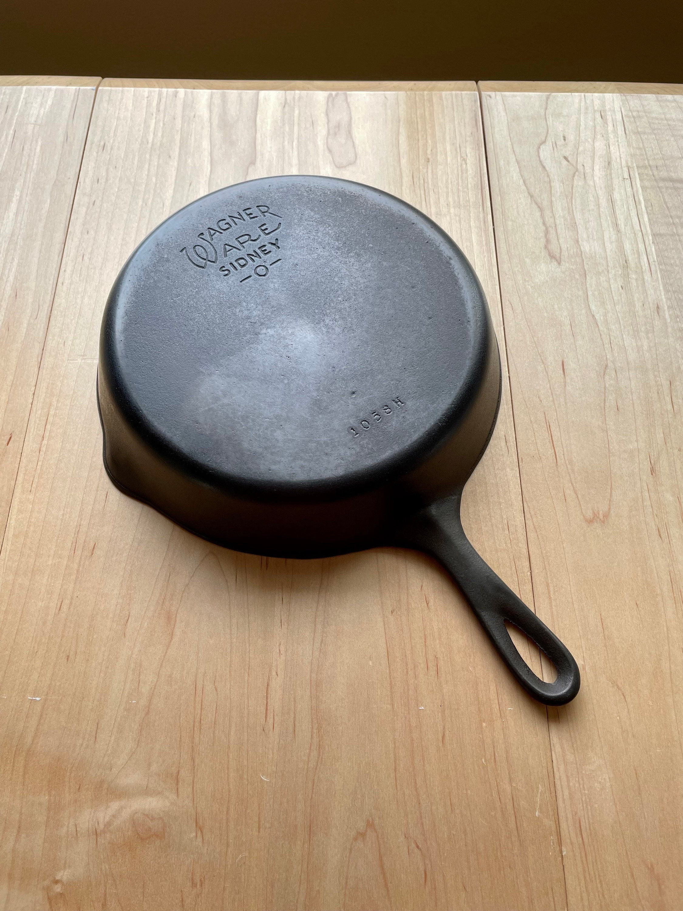 WAGNER Ware Sidney 0 Cast Iron 6 1/2 Skillet, #3, 1053T