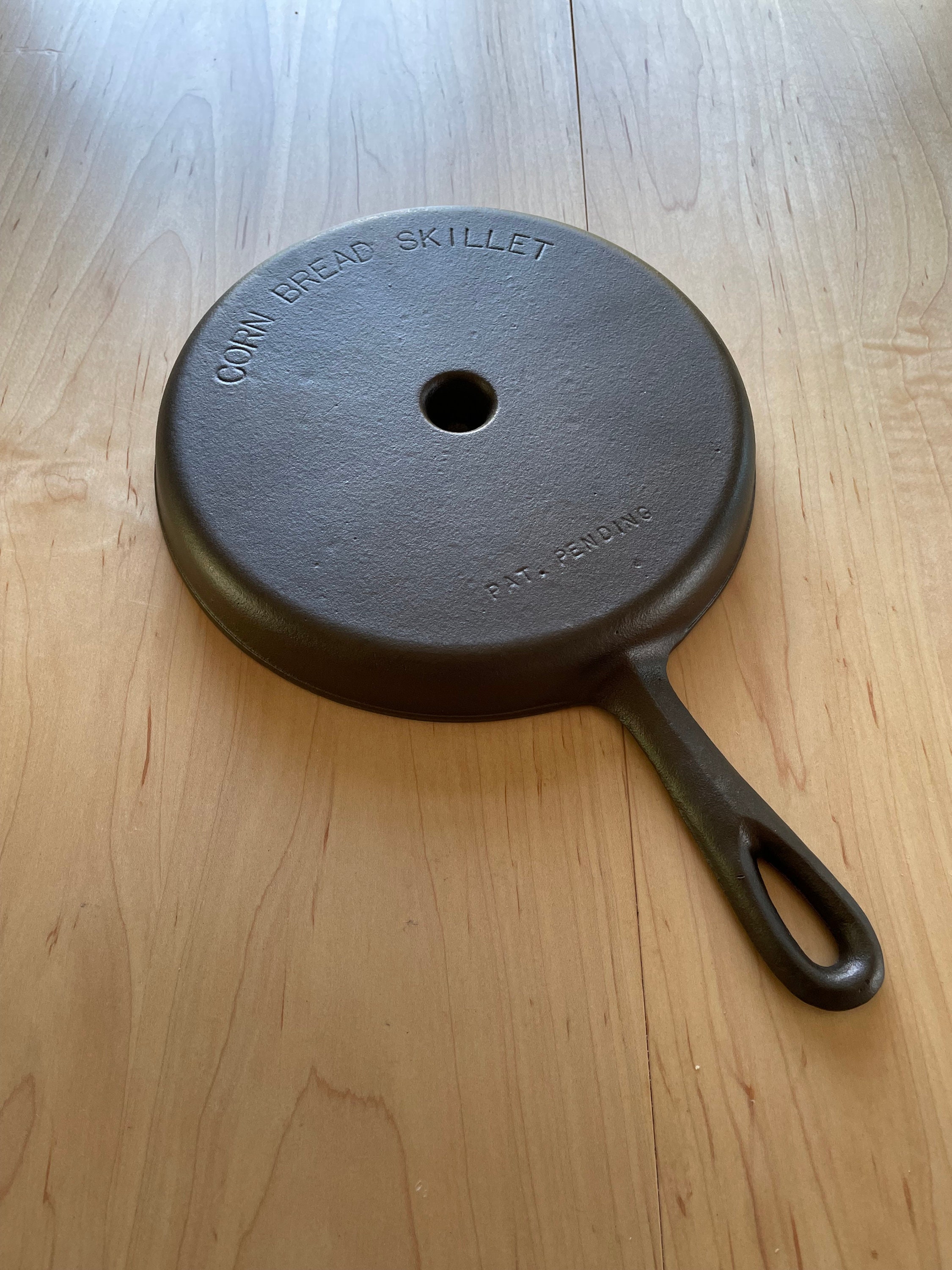 Vintage Cast Iron Cornbread Stick Pan 7 SB