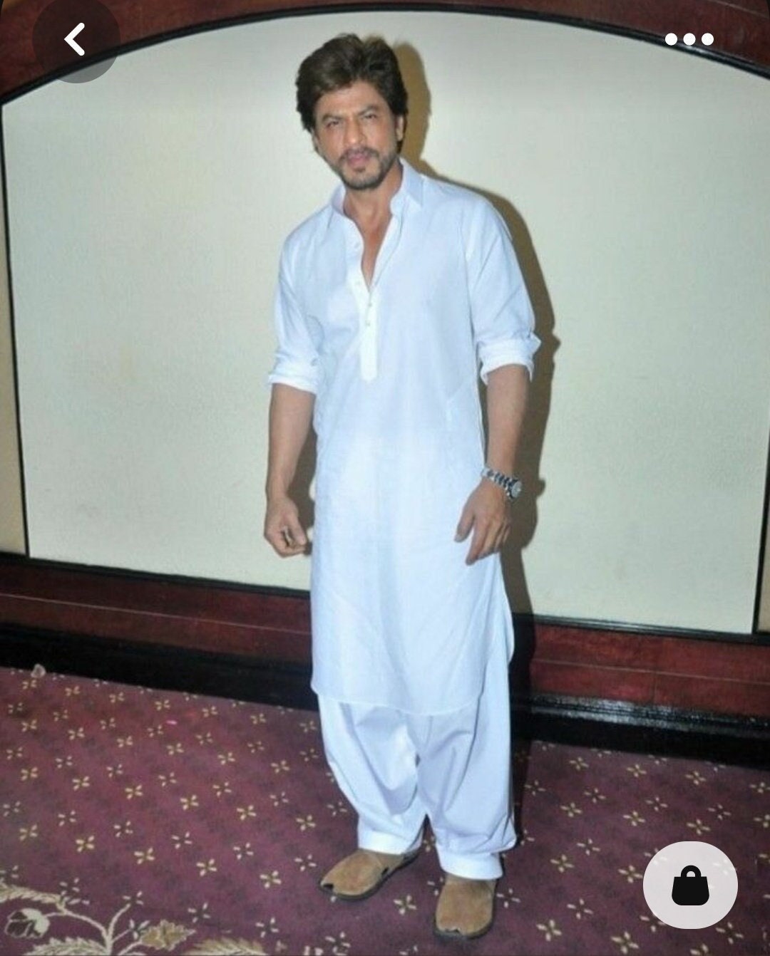Shah Rukh Khan makes stylish entry at Dance Plus 5 in white pathani suit  (See Pics)