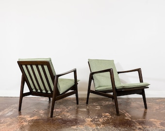 Pair of Green Mid-Century Modern Armchairs Type 300-139, 1960's