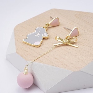 Cute Bunny Mismatched Earrings, Japanese Sakura Style, Kawaii Rabbit Design, Unique Handmade Gift for Her, BTS Korean K-Drama K-pop Present