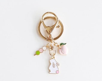 Bunny with Hanami Dango & Peach Keychain, Kawaii Cute Japanese Sakura Style, Adorable Rabbit Accessory, Unique Bag Pendant for Her, Mothers