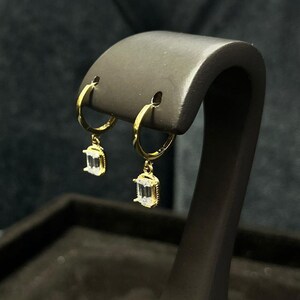 Exquisite 14K Gold Hoop Earrings with Baguette Zircon Stones,Elegant and Sparkling Design, Perfect for Special Occasions or Everyday Glamour