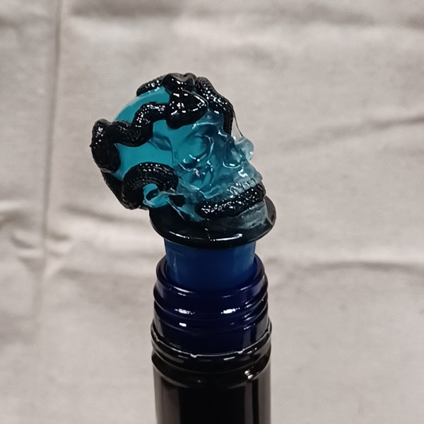 Mystical Crystal Skull Wine Stopper - Gothic Bar Decor