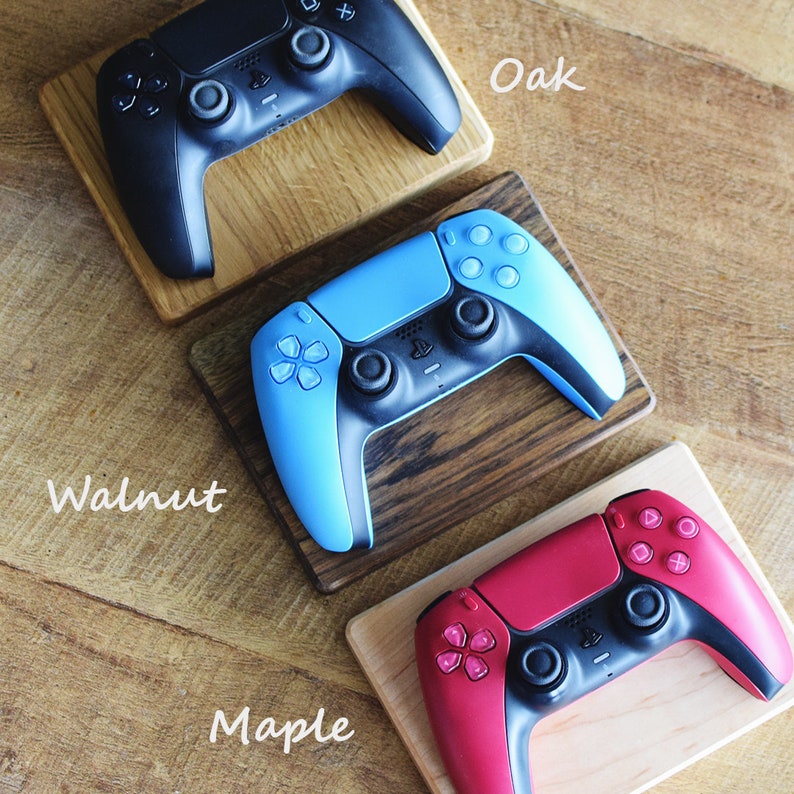 PS5 Dualsense Wooden Controller Carved Display Stand Holder Oak Walnut