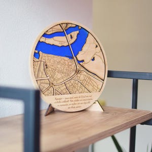 Benutzerdefinierte 3D-Schichtpläne aus Holz – personalisierte lasergeschnittene Kunst, einzigartiges Geschenk, stilvolle Heimdekoration, jede Stadt, mehrere Stile, 24 cm Durchmesser