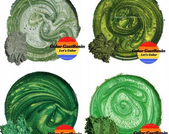 Könnte beinhalten: Vier Proben grüner Mica-Pulver für die Harzkunst. Jede Probe wird in einem kleinen Haufen und in einem größeren Wirbel aus Harz gezeigt. Das Etikett lautet "Color CastResin Let's Color".