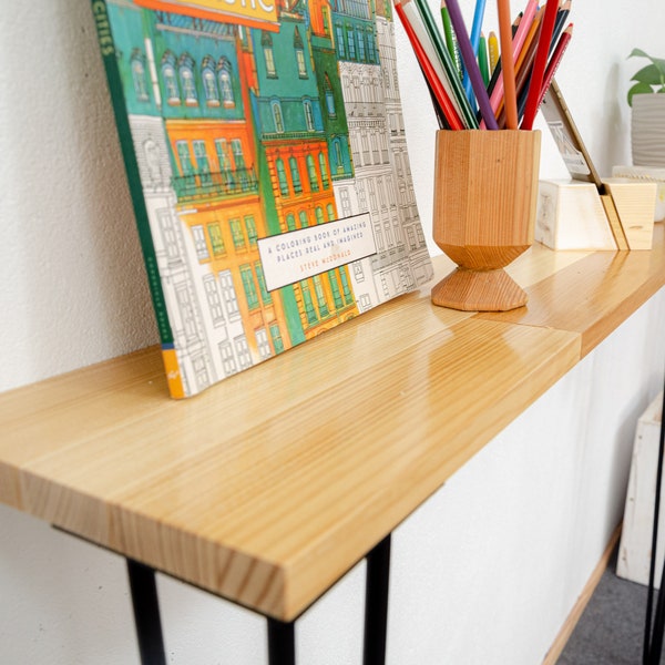 Table console en bois, bois massif traité, table de cuisine rustique, table d'entrée, table pour radiateur, choix de couleurs, de dimensions et de pieds