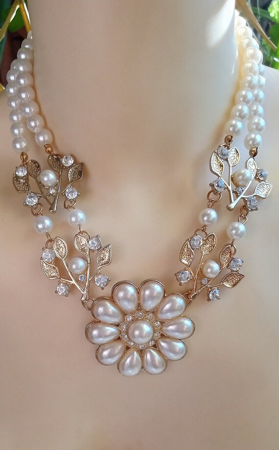 Glamorous Necklaces; Faux Pearls Flower & Enamele… - image 10