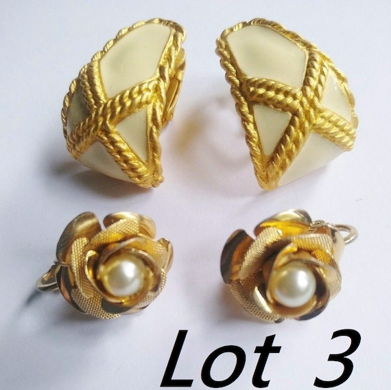 Vintage Earrings Clip On. Quality well made. CHOIC