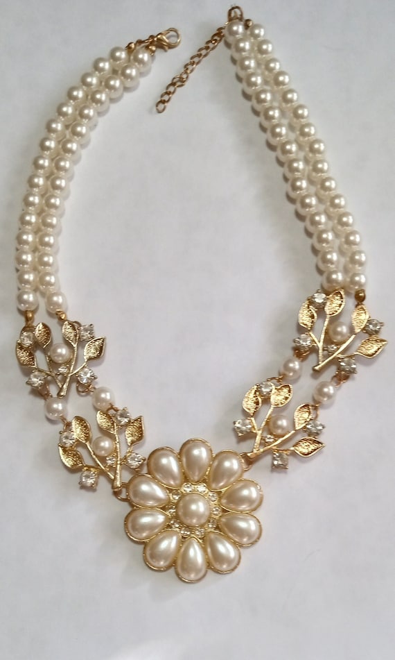 Glamorous Necklaces; Faux Pearls Flower & Enamele… - image 6