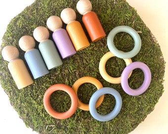 Rainbow Peg Dolls| Montessori Toddler Toy | Loose Parts Play | Wooden Peg Dolls and Stacking Rings