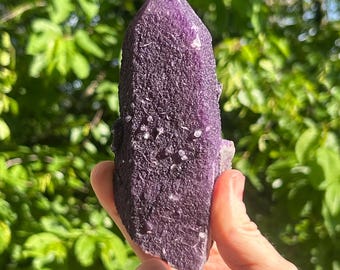 Mongolian candle quartz with purple fluorite mantle - green UV reaction!!! (Inner Mongolia - Huangangliang)