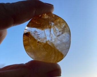Golden Healer Disc Stone (Size S) Rock Crystal with Iron Inclusions, Meditation Stone