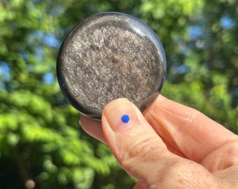 Silver Sheen Obsidian Disc - for example for new moon rituals/grid layouts
