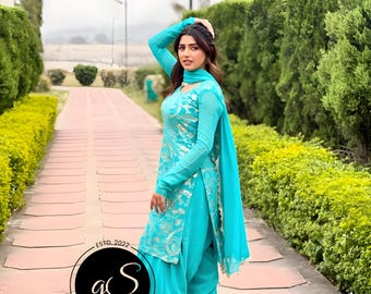 Handgemaakt hemelsblauw georgette Punjabi-pak met pailletten: custom Patiala Salwar Kameez