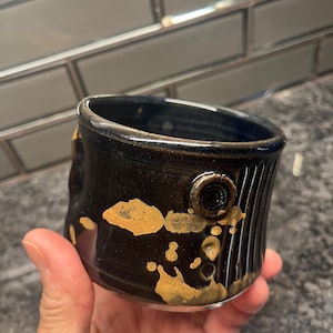 Handcrafted pottery tea bowl w/lid - Night 3.25”x2.75”