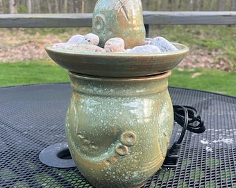 Handcrafted pottery water fountain 6”x 10.5”  - Everglades