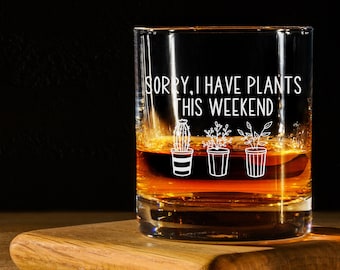 Regalo divertido para amantes de las plantas Vaso de whisky grabado con refranes de plantas Regalo para un amigo que ama el regalo inspirado en las plantas para la mamá de las plantas Regalo suculento