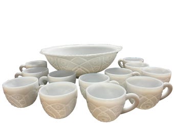 VTG McKee Concord Milk Glass Punch Bowl with 12 Matching Cups (READ)