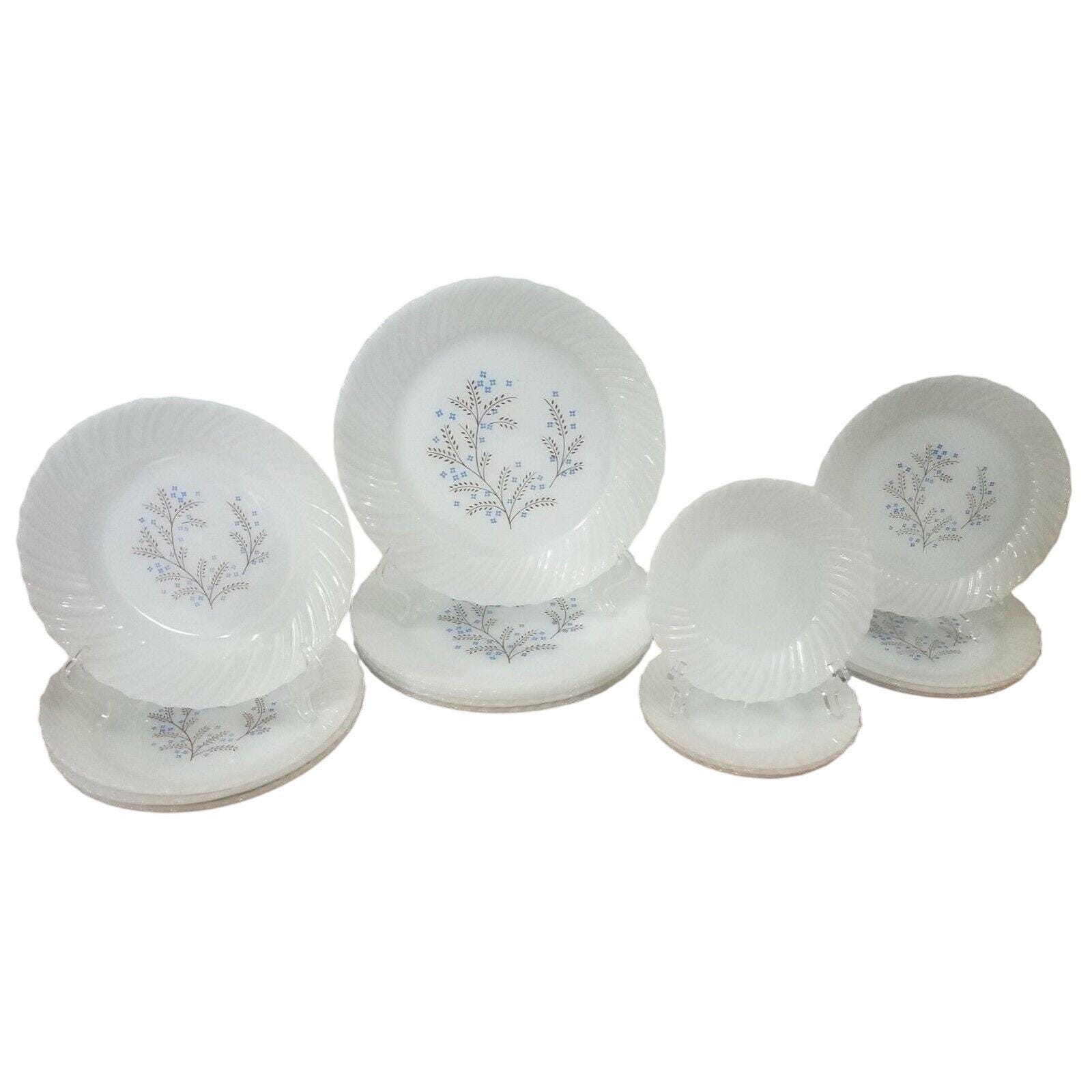 TermocrisaミルクガラスクリスマスプレートC&S Termocrisa Flower Milk