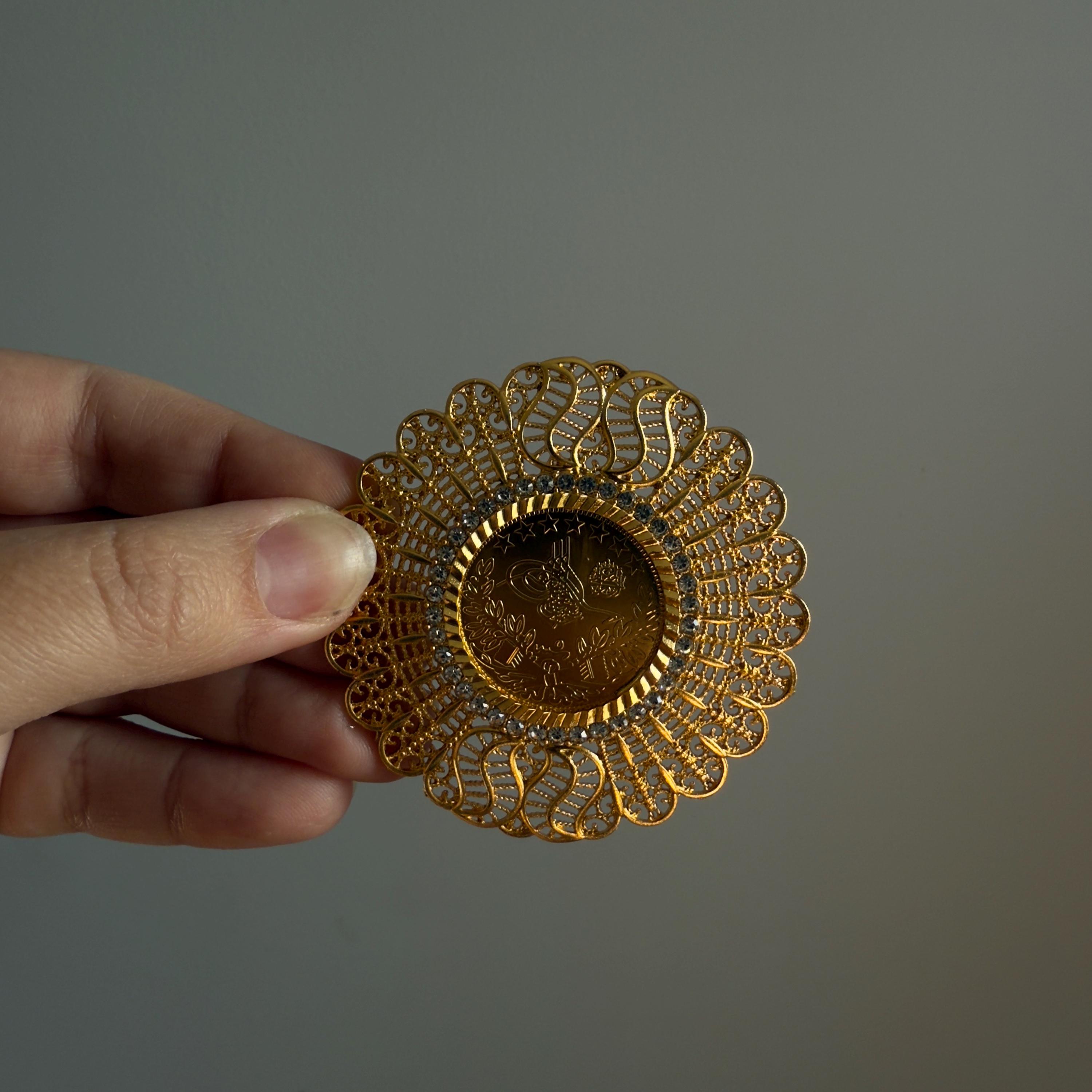 Large Gold Brooch - Etsy