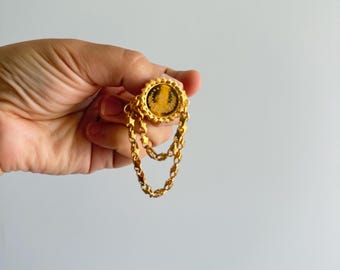 Lira Pin with double halabi chain
