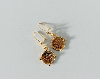 Elegant gold plated earrings