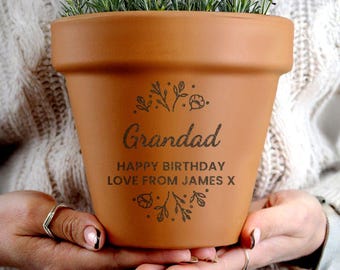 Personalised Grandad Plant Pot – Floral Terracotta Planter for Birthday, Fathers Day, Christmas - Grampa