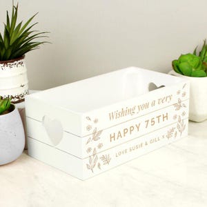 Caisse de rangement personnalisée en bois blanc pour joyeux 75e anniversaire - Idéal pour ranger des souvenirs, des cartes, des cadeaux - 75 cadeaux pour lui, homme femme