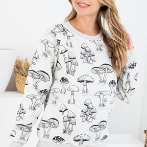 Mushroom Print Sweatshirt, Women's Mushroom Crewneck, Women's Perfect Gift, Comfy Holiday Christmas Sweatshirt, Soft Fleece Lined Sweater